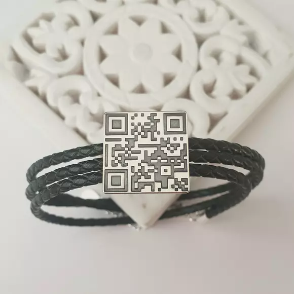 bratara cu cod qr